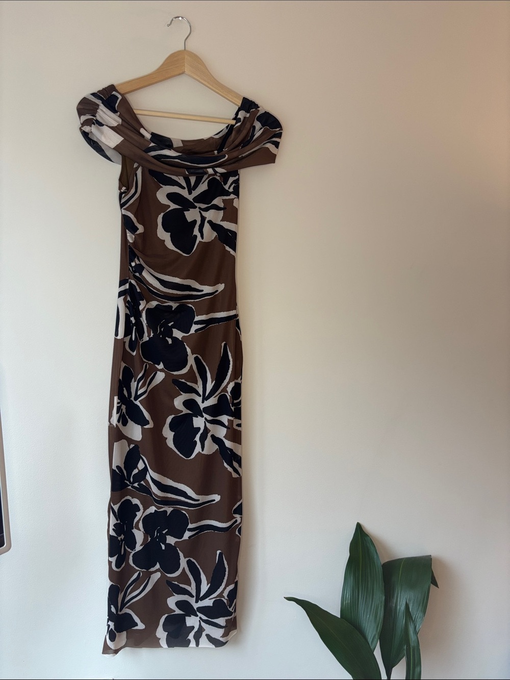 Cleobella Floral Off-Shoulder Maxi Dress Brown Black White